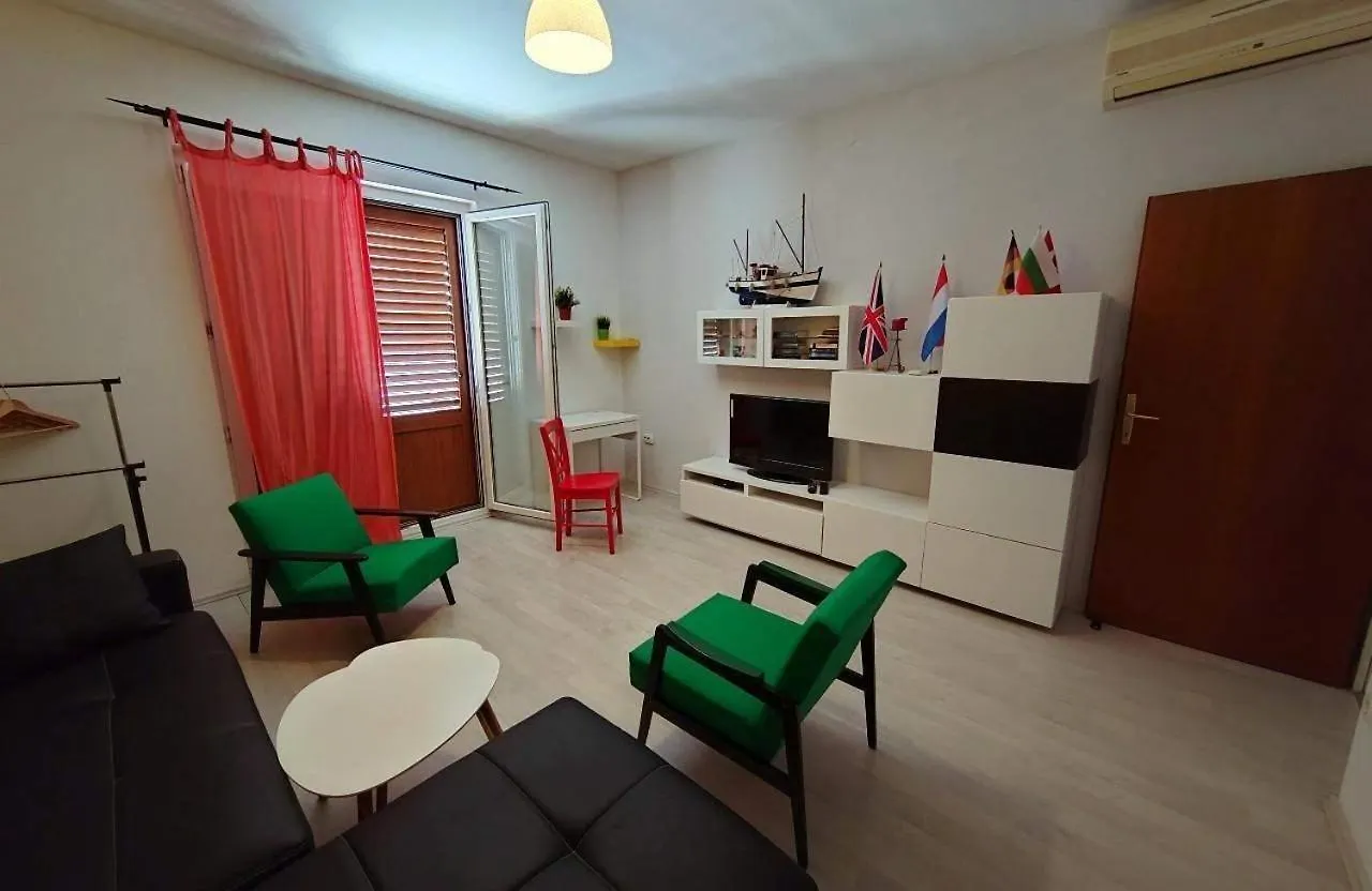 Apartments With A Parking Space Banjol, Rab - 22421 Rab Town