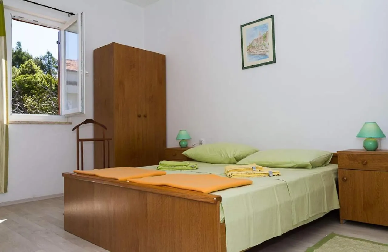 Apartments With A Parking Space Banjol, Rab - 22421 Rab Town